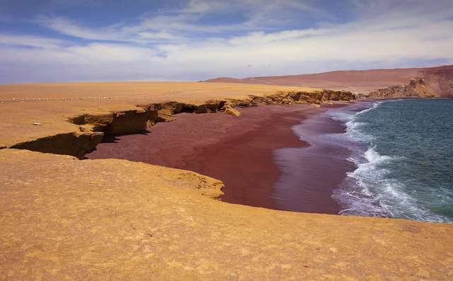 Red Beach, Peru