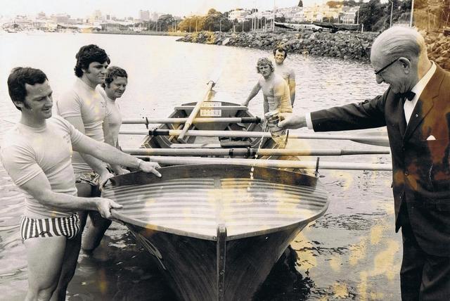 Reunion for Red Beach surf boat rowers